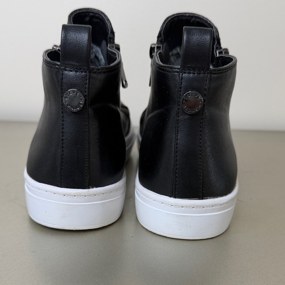 Steve Madden Black Perforated Ankle Booties - Picture 3 of 13